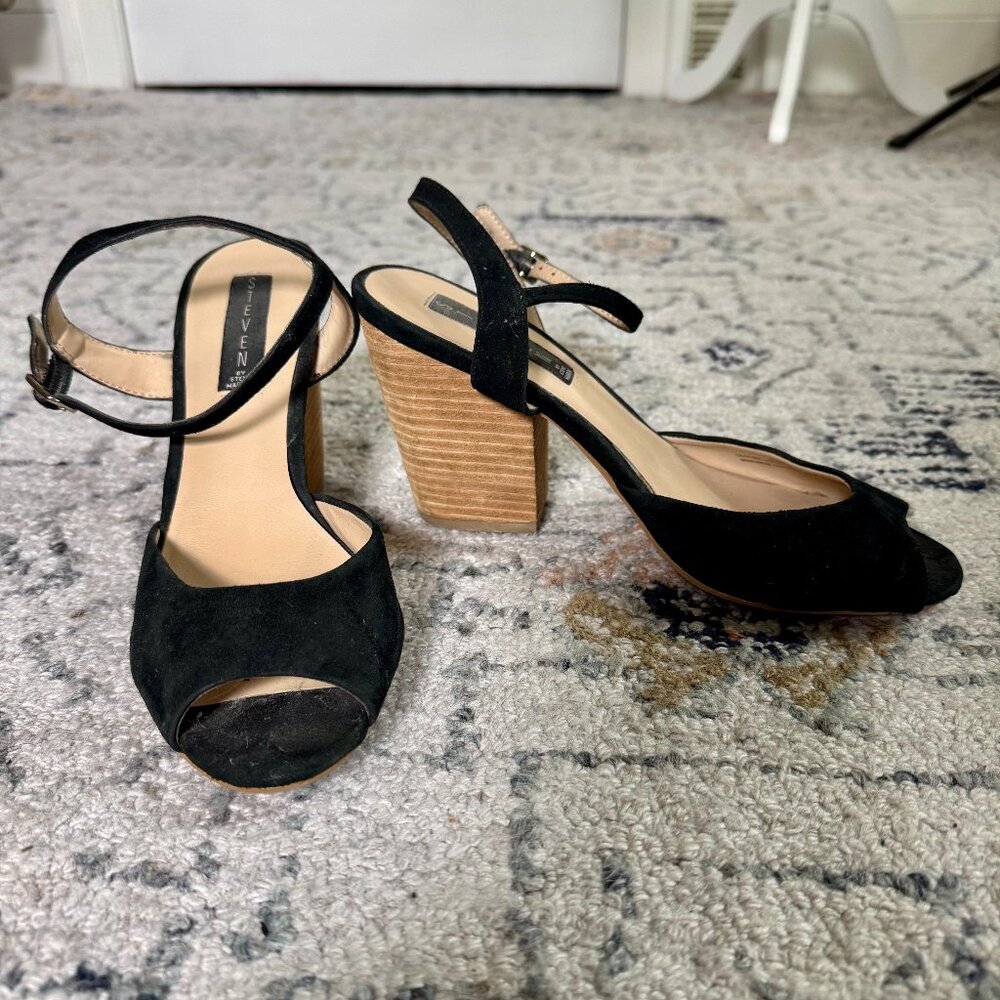 STEVEN by Steve Madden | black suede sandals | size 8.5